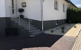 Ferienwohnung mit Balkon in Calden